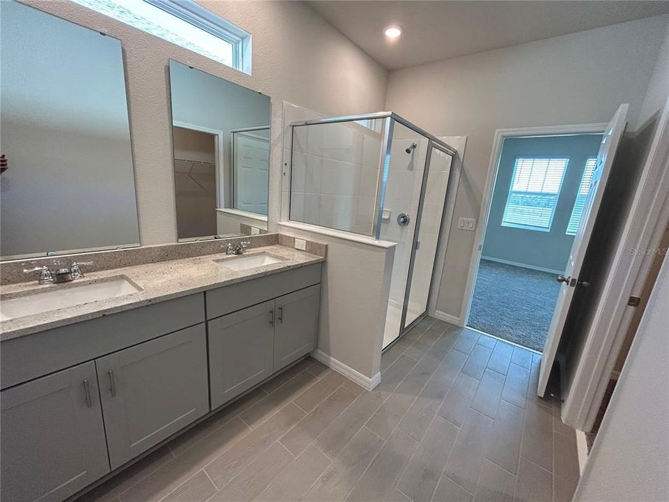For Sale: $439,000 (4 beds, 2 baths, 1610 Square Feet)