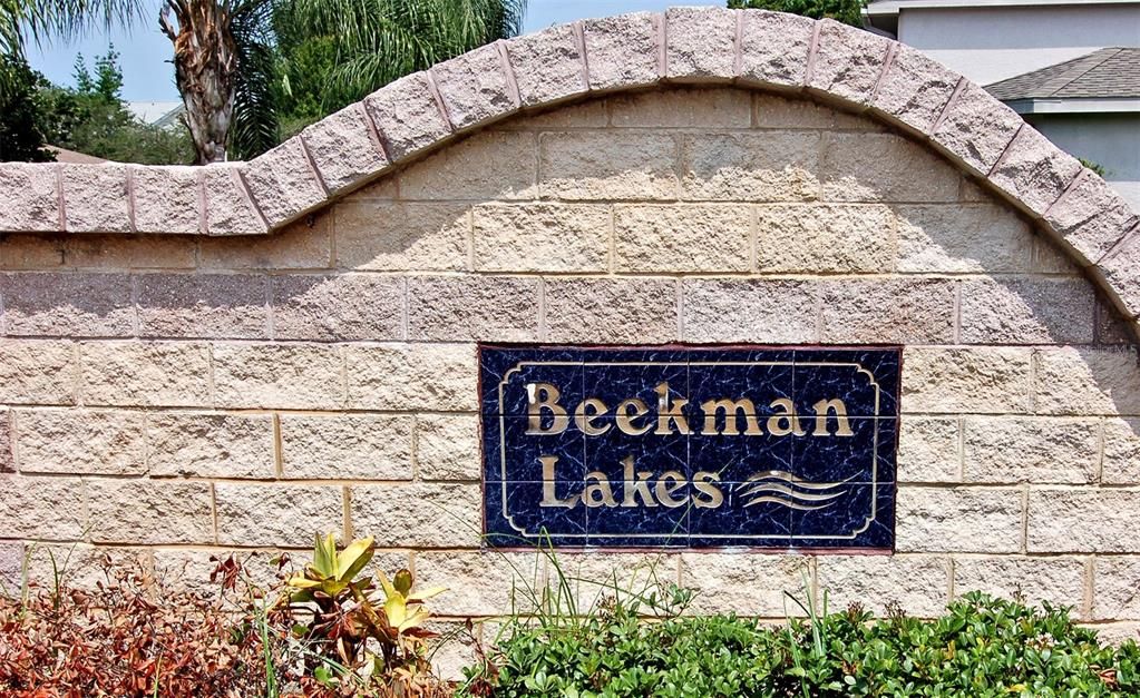 For Sale: $399,000 (2 beds, 2 baths, 1651 Square Feet)
