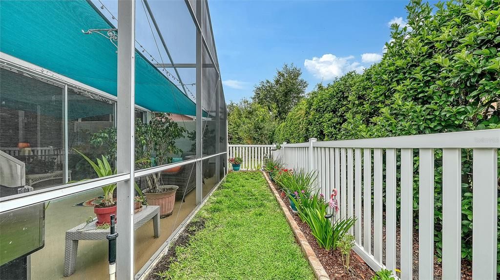 For Sale: $399,000 (2 beds, 2 baths, 1651 Square Feet)