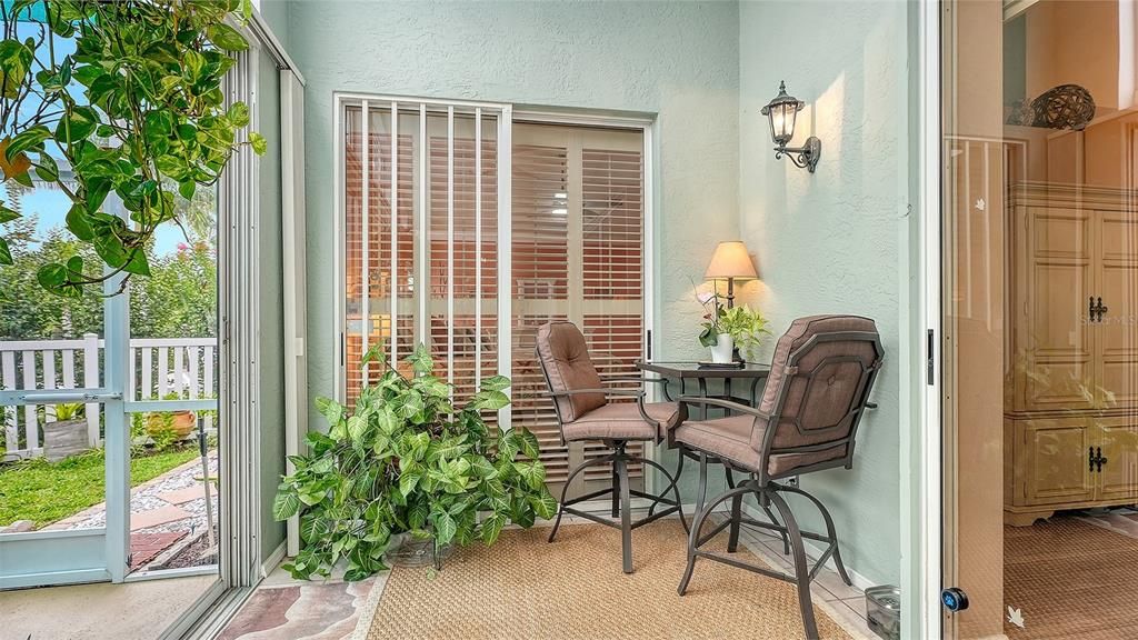 For Sale: $399,000 (2 beds, 2 baths, 1651 Square Feet)