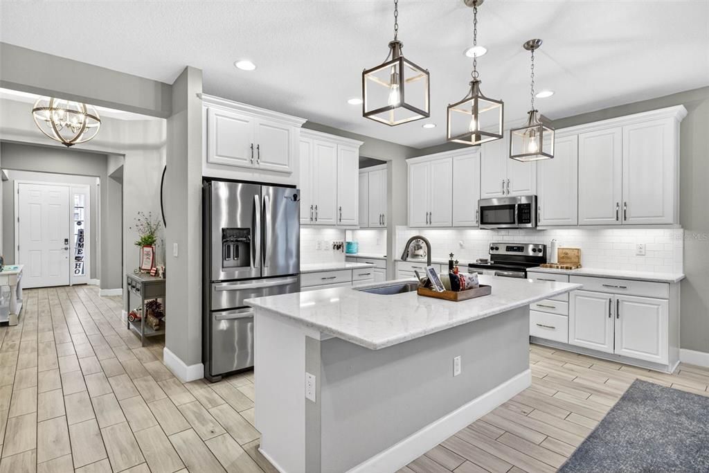 For Sale: $649,900 (4 beds, 3 baths, 2415 Square Feet)