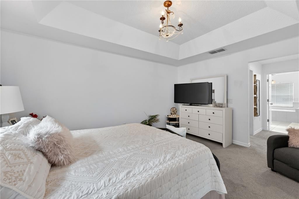 En Venta: $390,000 (3 camas, 2 baños, 1690 Pies cuadrados)
