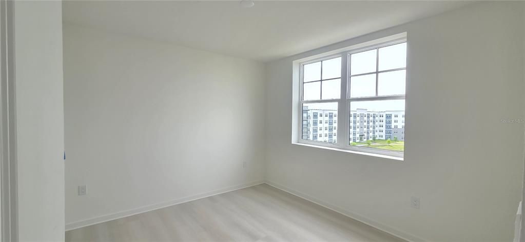 For Rent: $1,800 (1 beds, 1 baths, 750 Square Feet)
