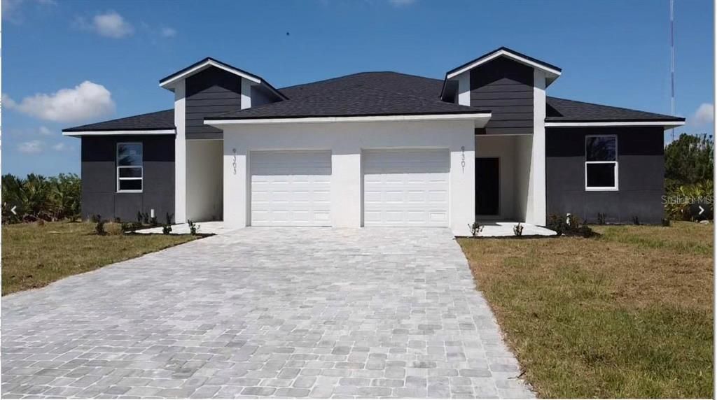 En Venta: $49,999 (0.23 acres)