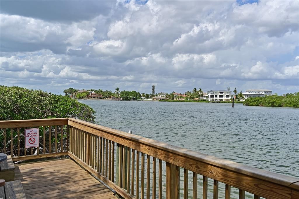 For Sale: $630,000 (2 beds, 2 baths, 1401 Square Feet)