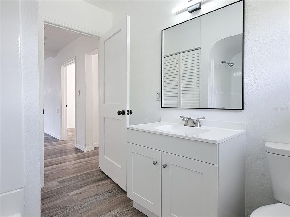 For Sale: $259,900 (3 beds, 1 baths, 1004 Square Feet)
