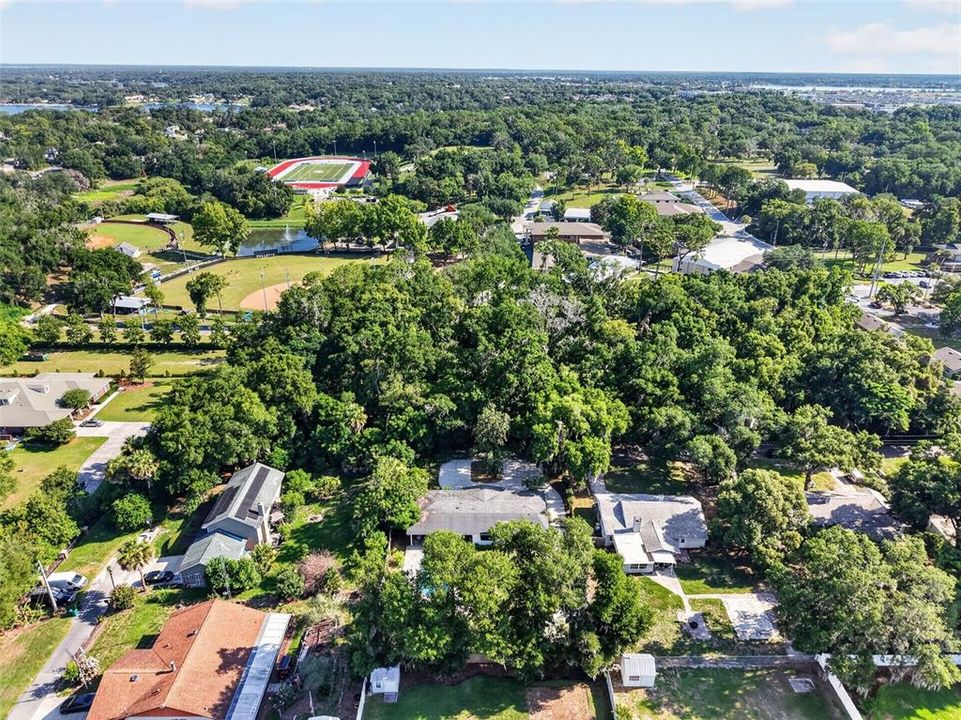 Activo con contrato: $639,000 (3 camas, 3 baños, 1939 Pies cuadrados)