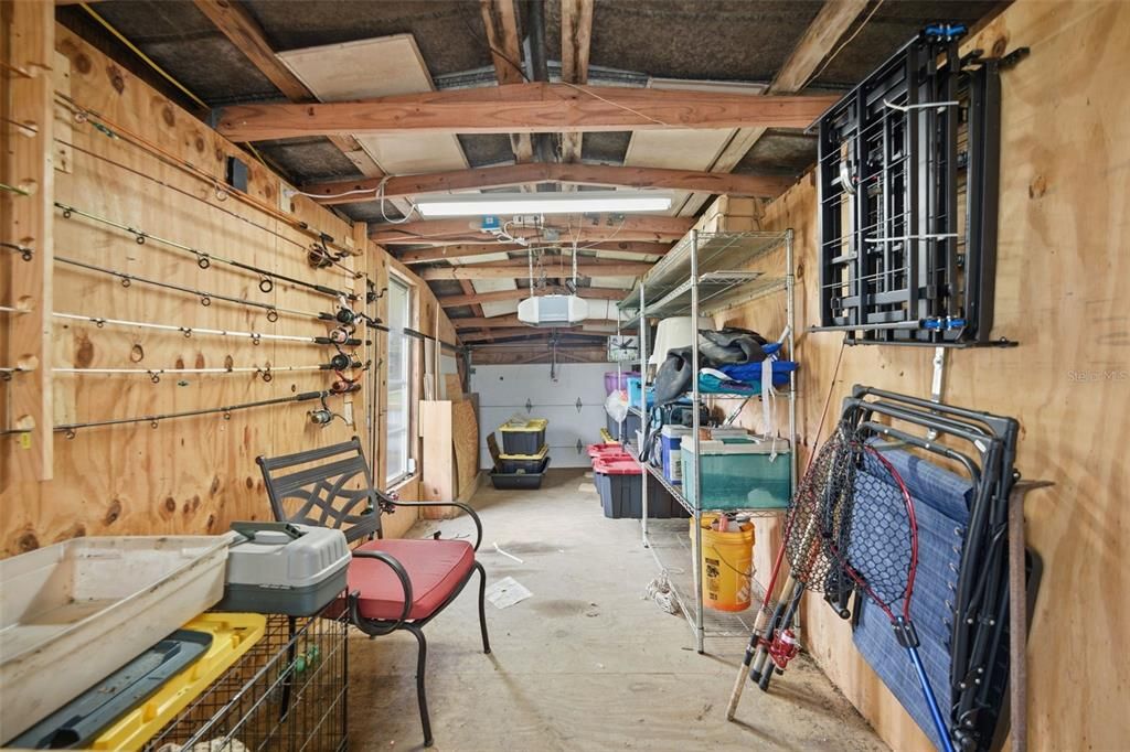 For Sale: $200,000 (2 beds, 2 baths, 1108 Square Feet)