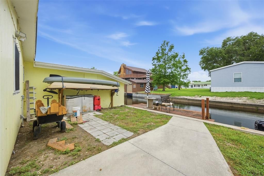 For Sale: $200,000 (2 beds, 2 baths, 1108 Square Feet)
