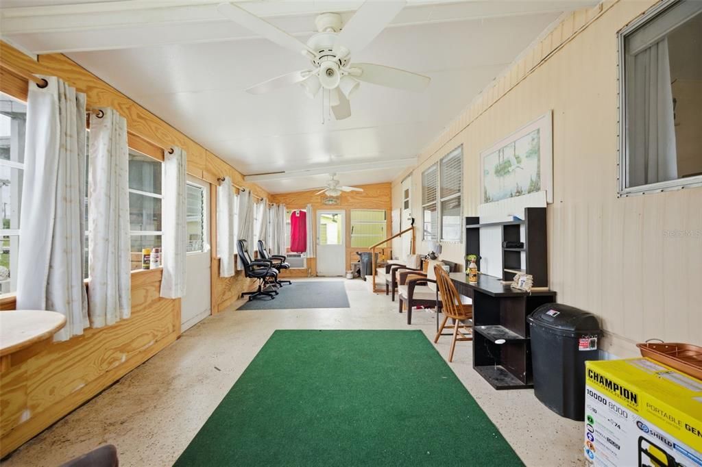 For Sale: $200,000 (2 beds, 2 baths, 1108 Square Feet)
