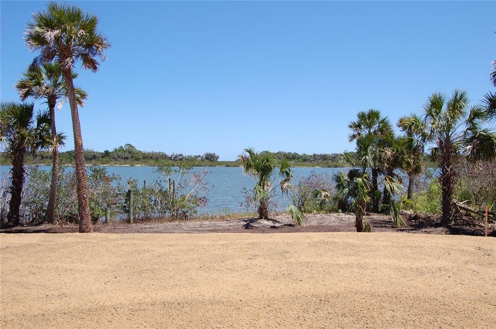 На продажу: $1,499,000 (0.80 acres)