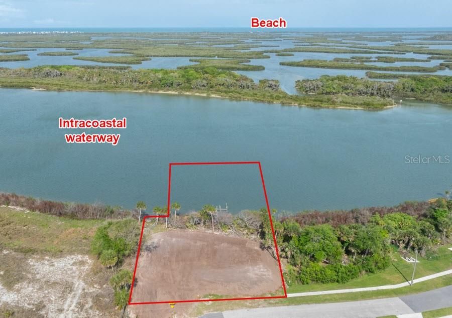 На продажу: $1,499,000 (0.80 acres)