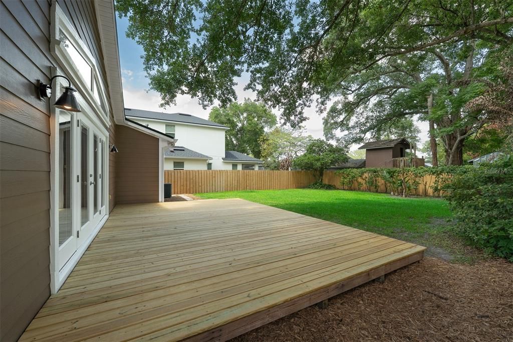 For Sale: $525,000 (2 beds, 1 baths, 1670 Square Feet)