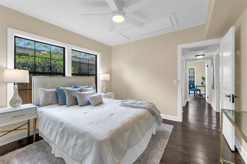 For Sale: $525,000 (2 beds, 1 baths, 1670 Square Feet)