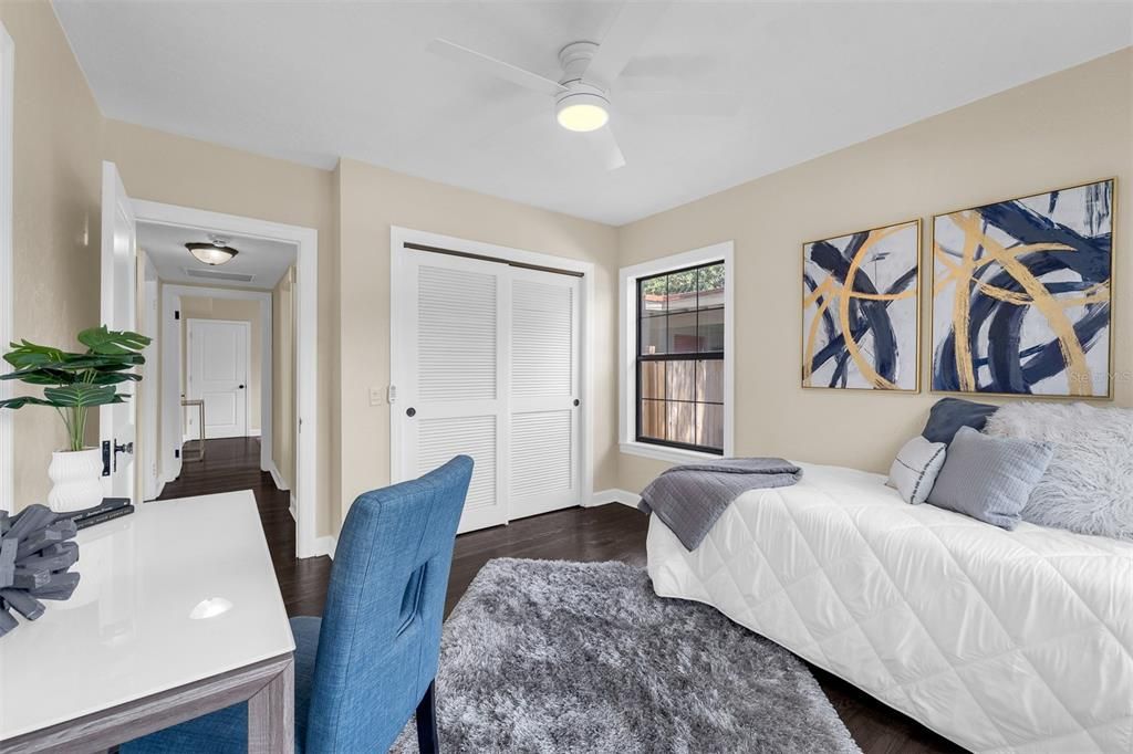 For Sale: $525,000 (2 beds, 1 baths, 1670 Square Feet)