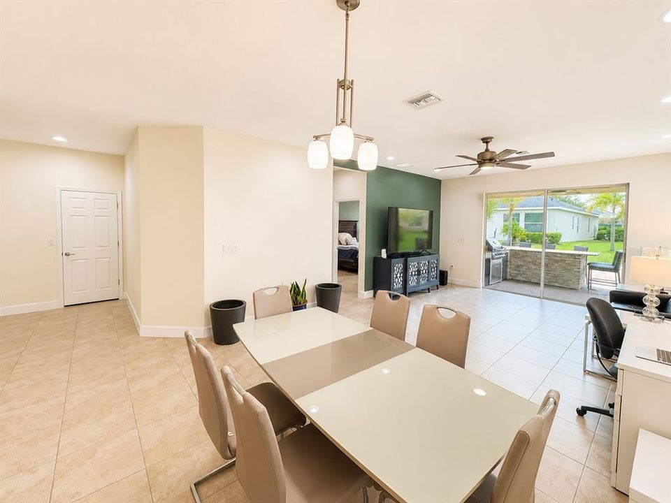 For Sale: $440,000 (4 beds, 2 baths, 2115 Square Feet)