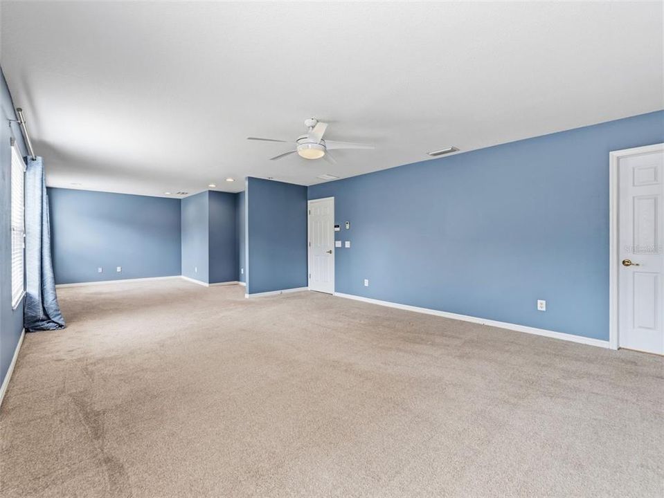 For Sale: $548,000 (4 beds, 2 baths, 2834 Square Feet)