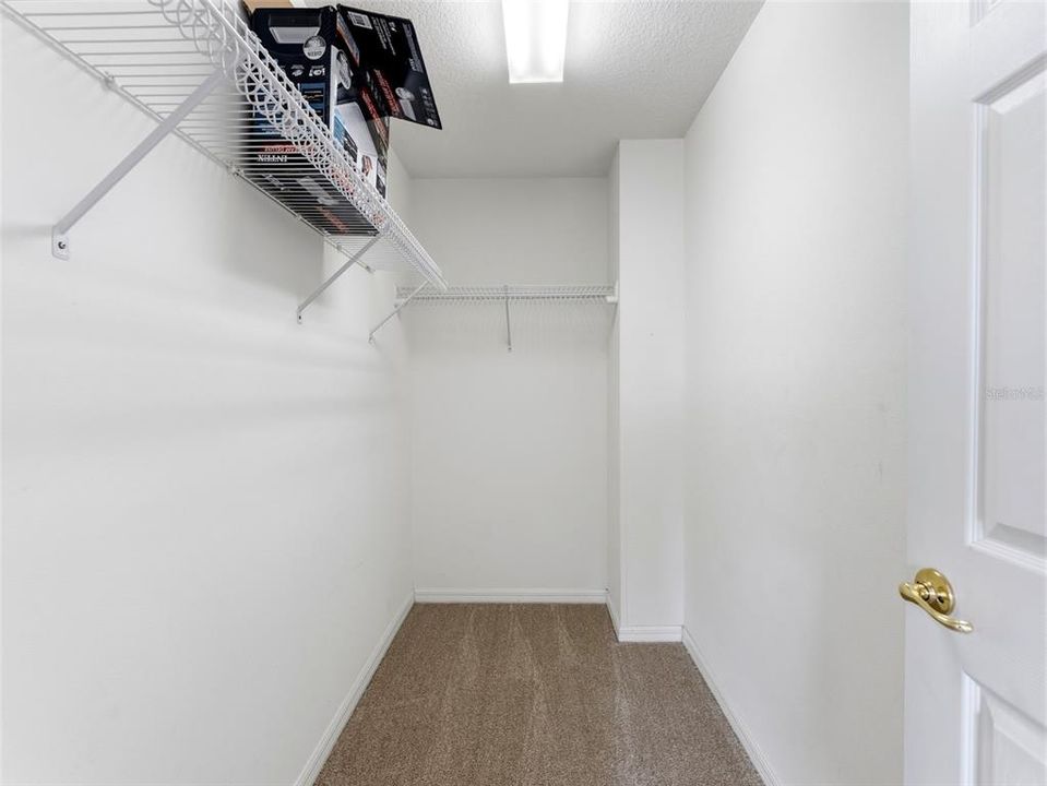 For Sale: $548,000 (4 beds, 2 baths, 2834 Square Feet)