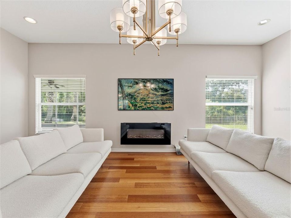For Sale: $548,000 (4 beds, 2 baths, 2834 Square Feet)