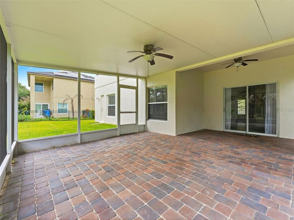 For Sale: $548,000 (4 beds, 2 baths, 2834 Square Feet)