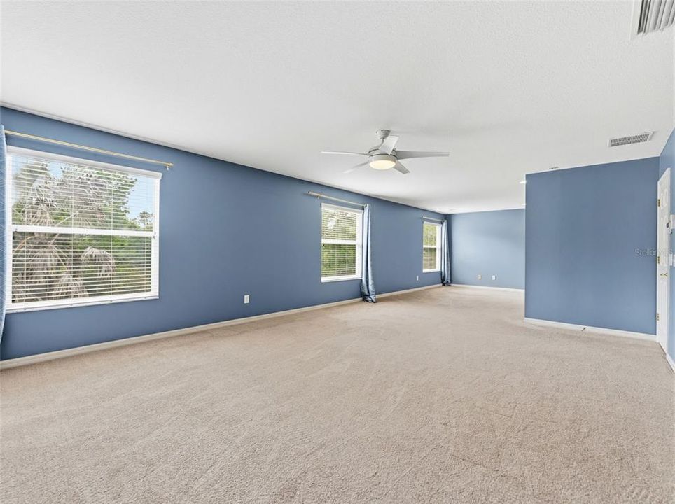 For Sale: $548,000 (4 beds, 2 baths, 2834 Square Feet)
