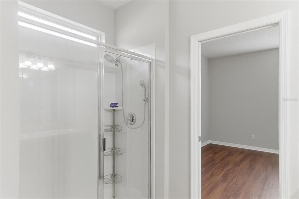 В аренду: $2,449 (4 спален, 2 ванн, 2144 Квадратных фут)