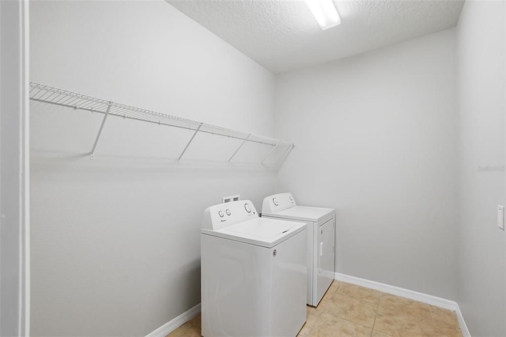 В аренду: $2,449 (4 спален, 2 ванн, 2144 Квадратных фут)