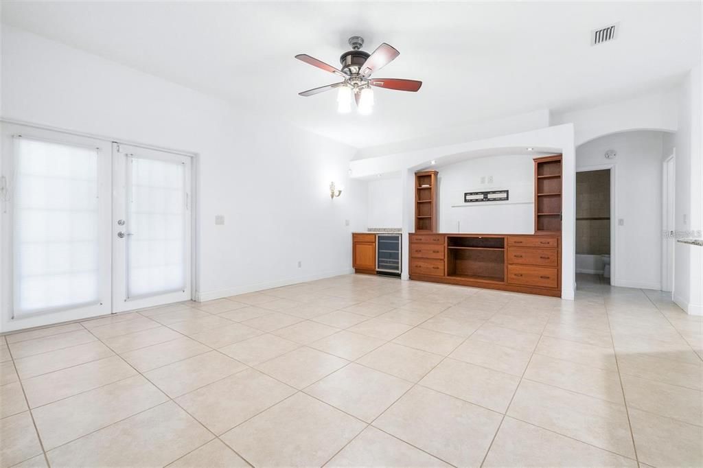 В аренду: $2,300 (3 спален, 3 ванн, 2093 Квадратных фут)