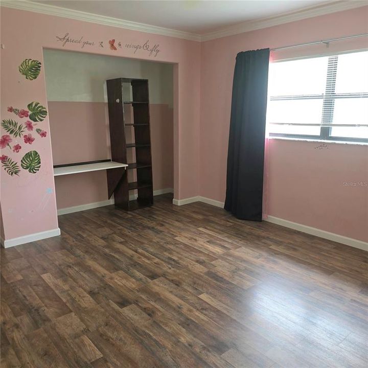 На продажу: $189,000 (3 спален, 1 ванн, 1624 Квадратных фут)