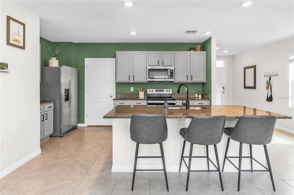 For Sale: $449,900 (4 beds, 2 baths, 2261 Square Feet)
