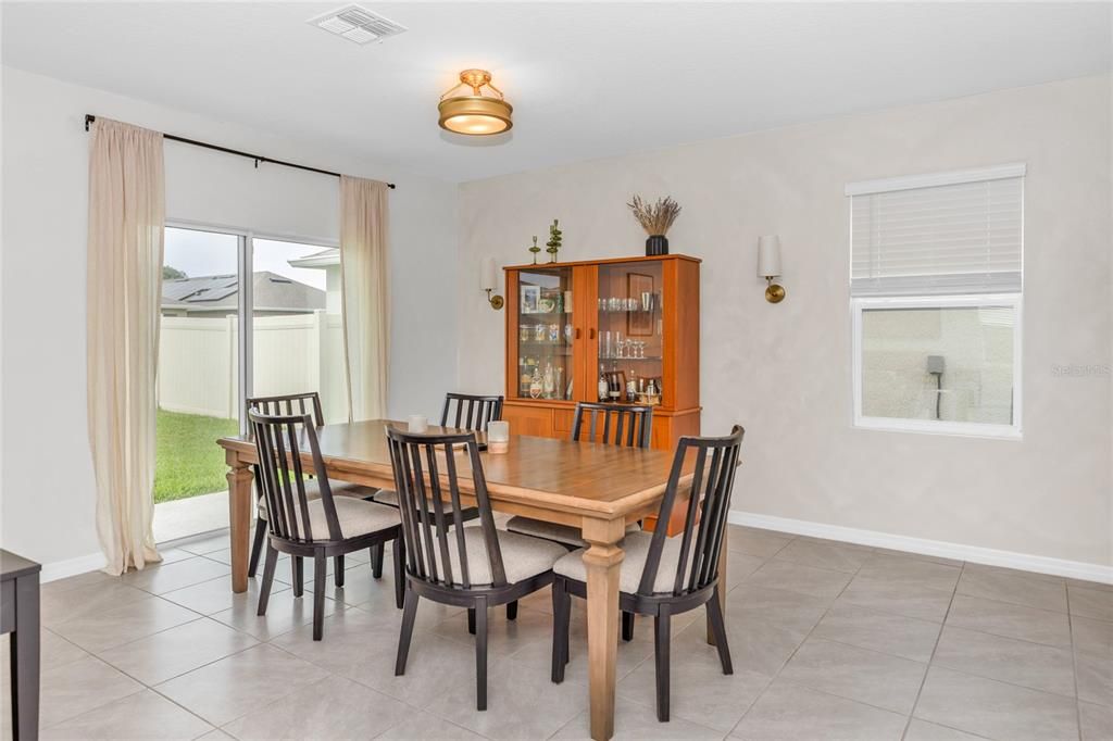 For Sale: $449,900 (4 beds, 2 baths, 2261 Square Feet)