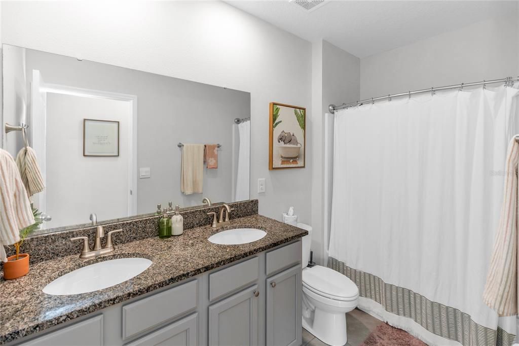 For Sale: $449,900 (4 beds, 2 baths, 2261 Square Feet)