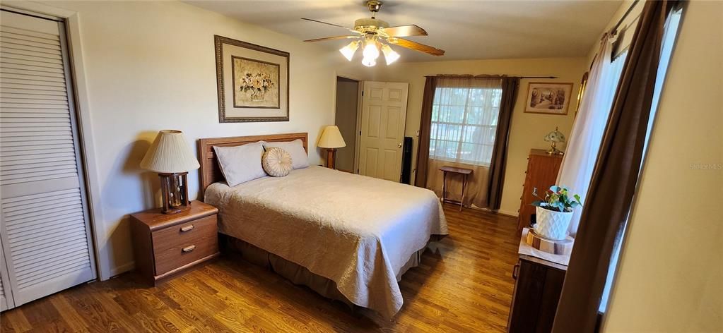 Active With Contract: $480,000 (2 beds, 2 baths, 2268 Square Feet)