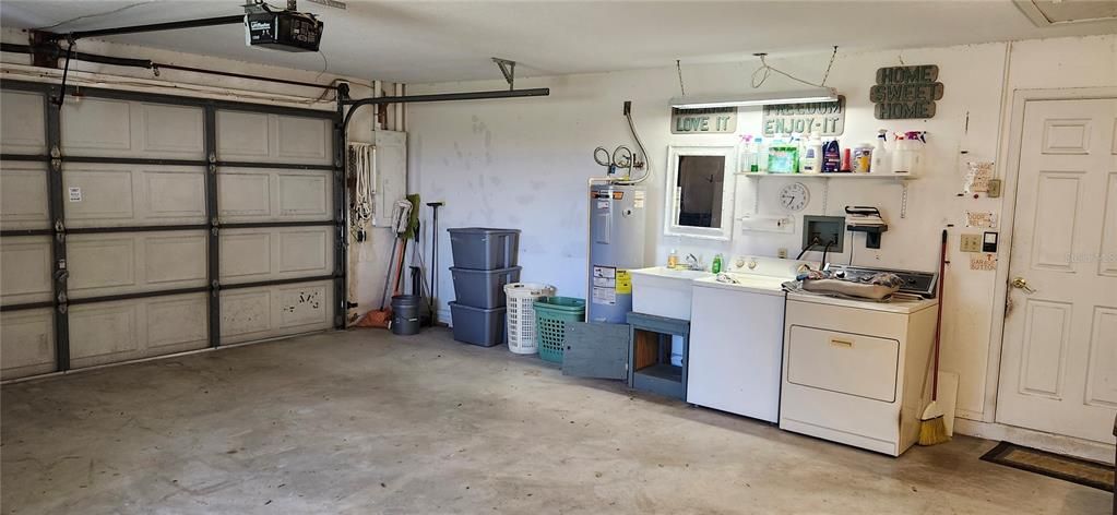 Active With Contract: $480,000 (2 beds, 2 baths, 2268 Square Feet)