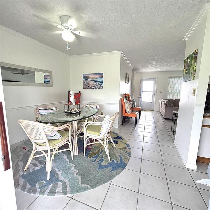 For Sale: $259,000 (3 beds, 2 baths, 1203 Square Feet)