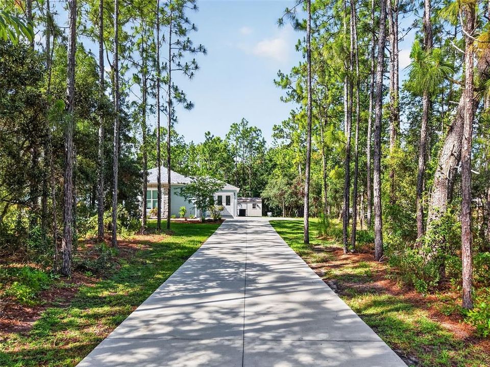 For Sale: $699,900 (3 beds, 2 baths, 2368 Square Feet)