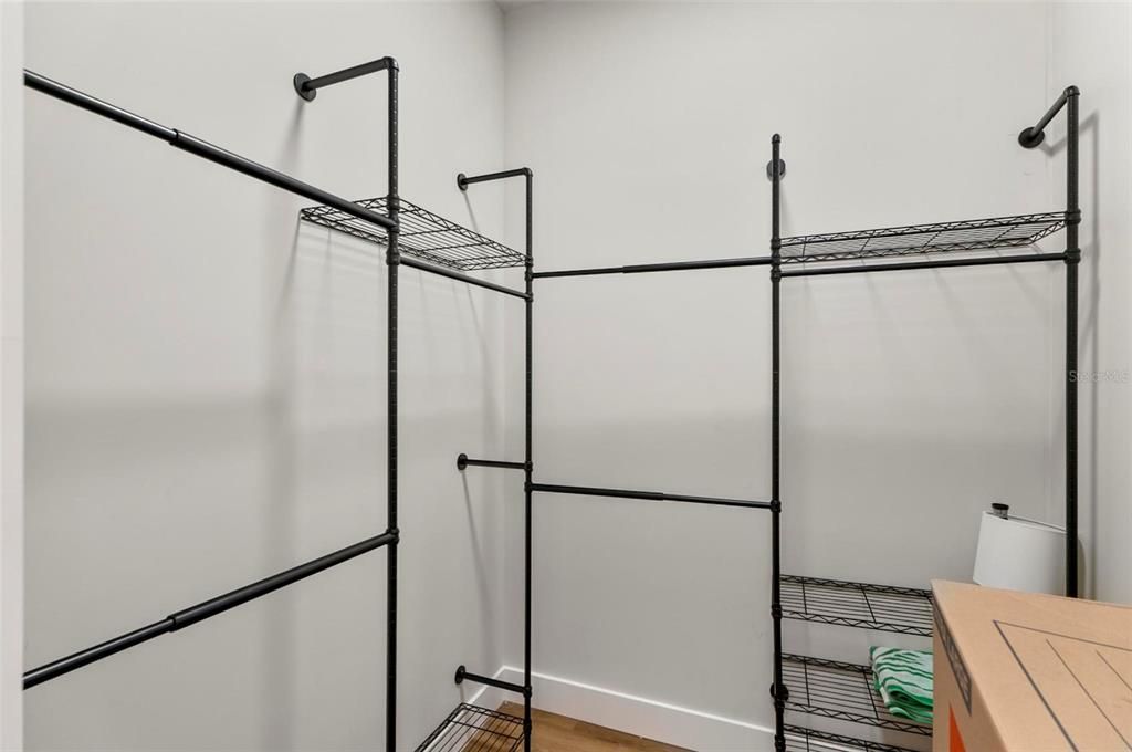 En Venta: $599,975 (3 camas, 2 baños, 1587 Pies cuadrados)