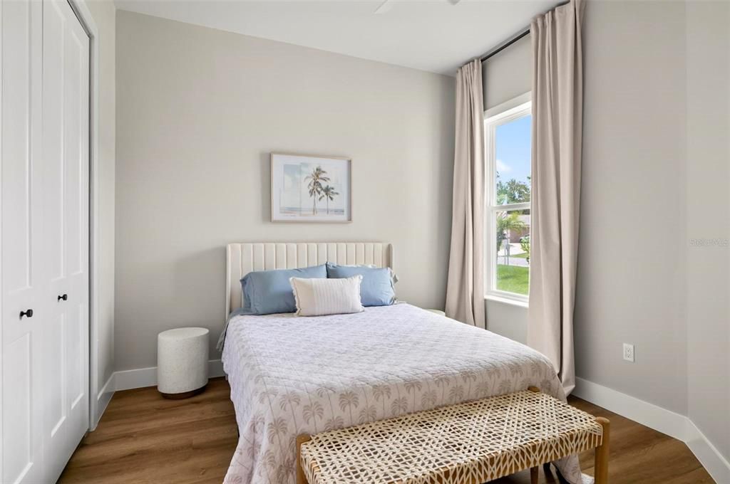 En Venta: $599,975 (3 camas, 2 baños, 1587 Pies cuadrados)