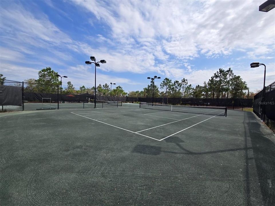 На продажу: $525,000 (2 спален, 2 ванн, 1689 Квадратных фут)