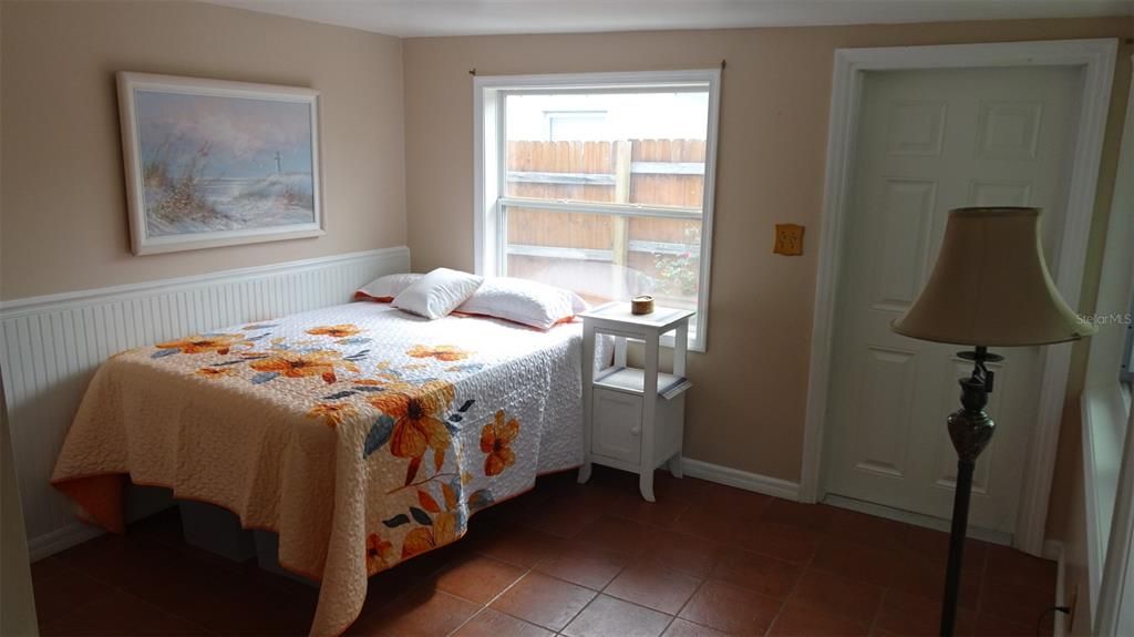 For Sale: $357,500 (3 beds, 2 baths, 1208 Square Feet)