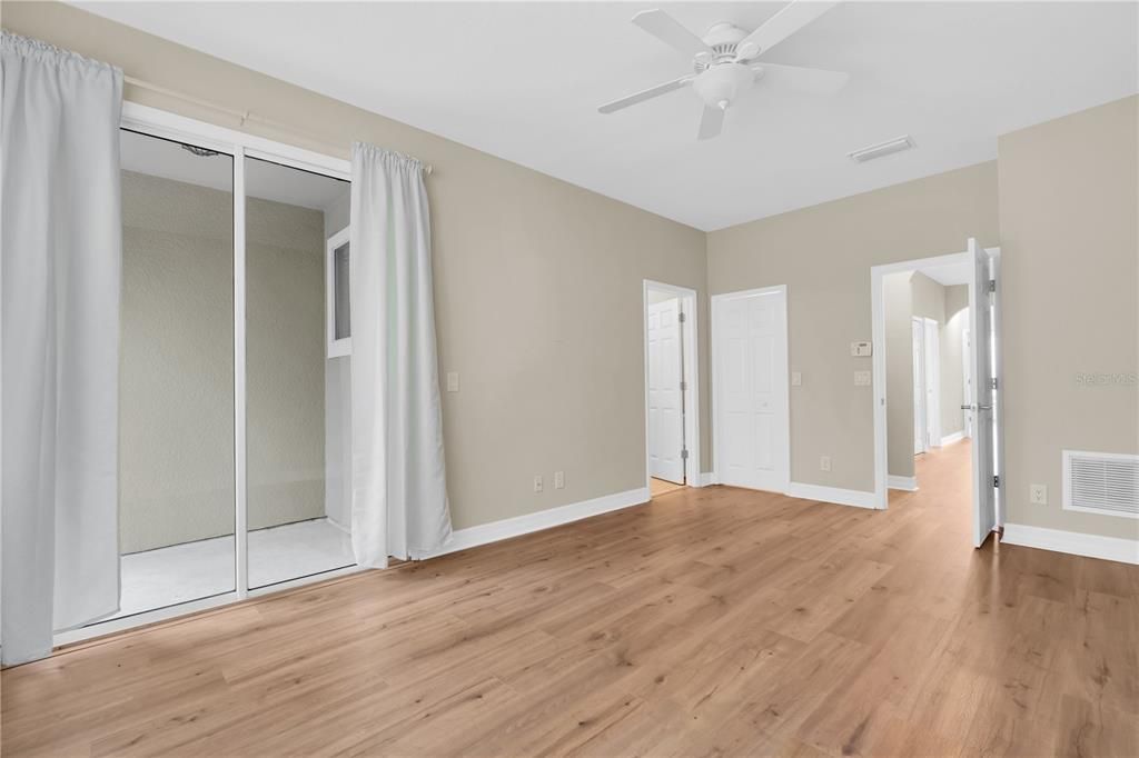 En Venta: $429,900 (3 camas, 2 baños, 1863 Pies cuadrados)