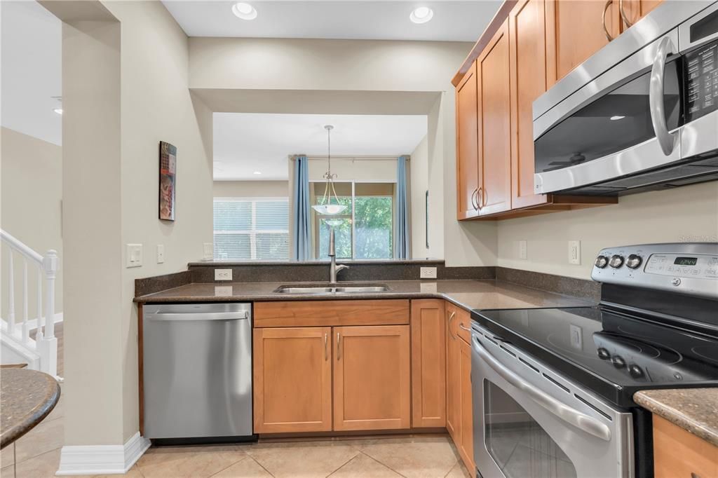 En Venta: $429,900 (3 camas, 2 baños, 1863 Pies cuadrados)