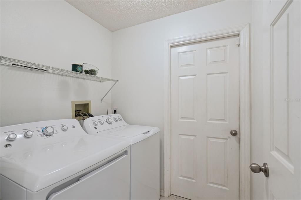 En Venta: $425,000 (3 camas, 2 baños, 1752 Pies cuadrados)