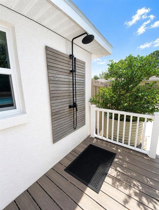 For Sale: $333,000 (3 beds, 2 baths, 1278 Square Feet)