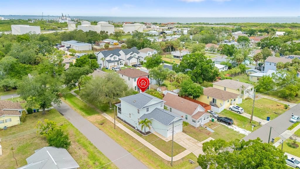 For Sale: $605,000 (5 beds, 3 baths, 2160 Square Feet)