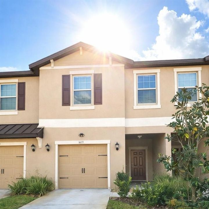 For Rent: $2,050 (3 beds, 2 baths, 1666 Square Feet)