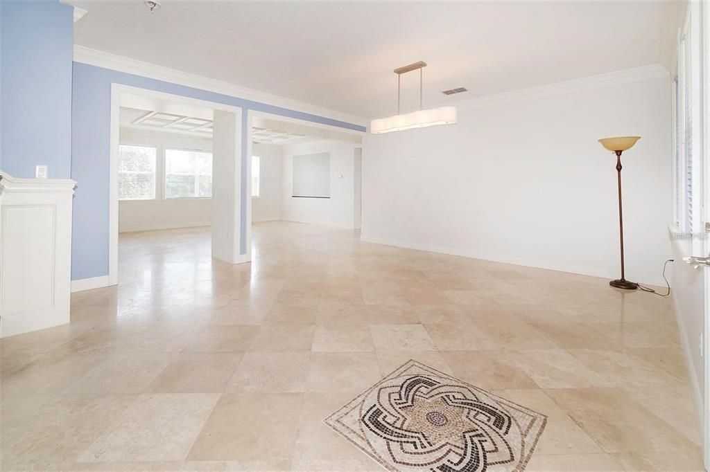 En Renta: $3,999 (5 camas, 3 baños, 3298 Pies cuadrados)