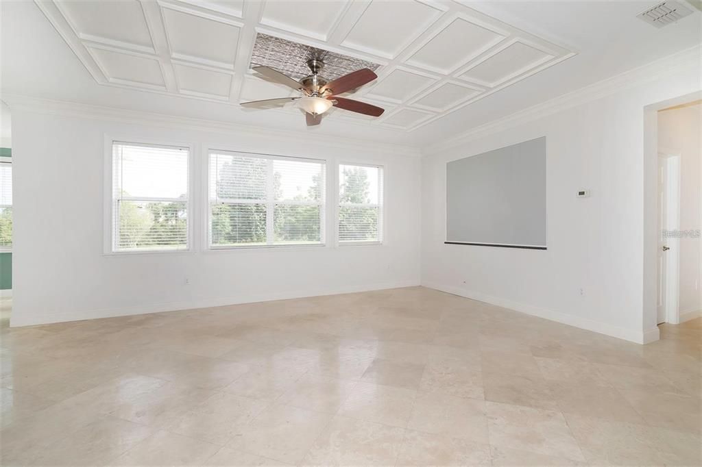En Renta: $3,999 (5 camas, 3 baños, 3298 Pies cuadrados)