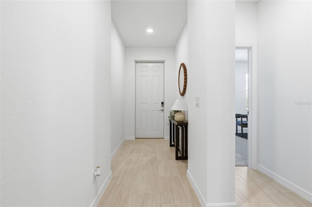 Activo con contrato: $400,000 (4 camas, 2 baños, 1819 Pies cuadrados)