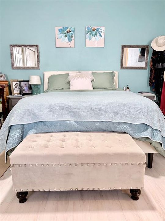 For Rent: $2,600 (3 beds, 2 baths, 1764 Square Feet)
